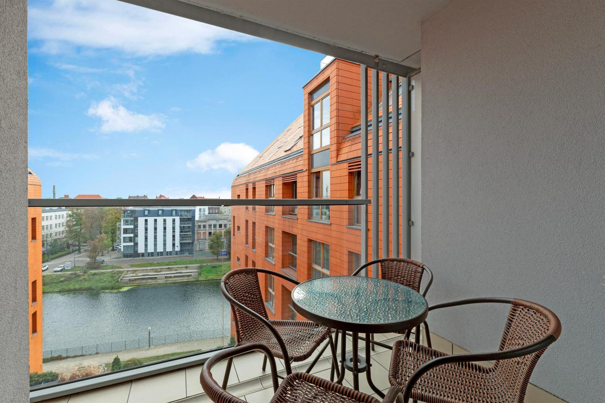 Aura - Riverside & Parking By Downtown Apartments Γκντανσκ Εξωτερικό φωτογραφία